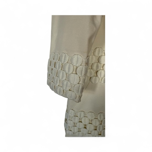 Vintage Taylor Chic Bridal Dress with Circle Detail - Picture 4 of 10